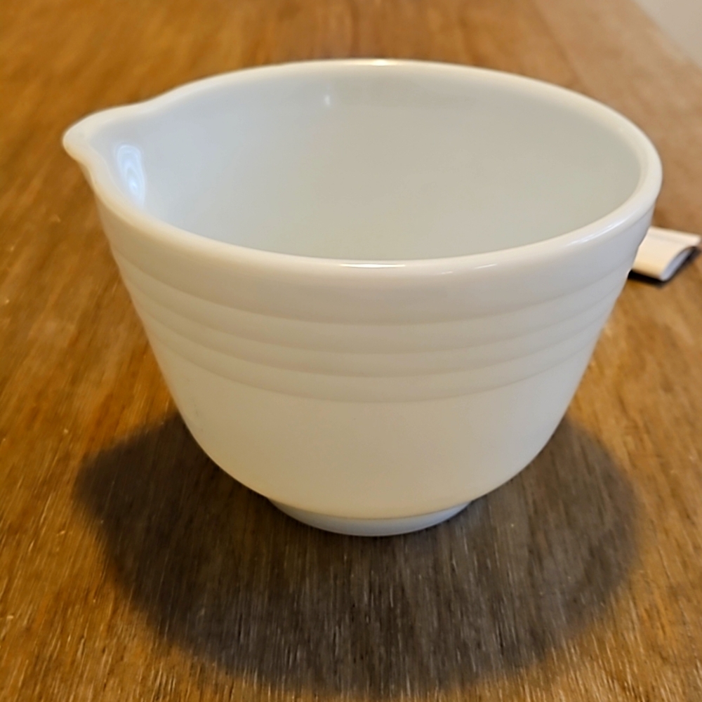 Vintage Pryrex White Glass Mixing Bowl small